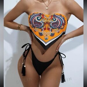 New 🆕 Paisley Print Hanky Hem Tie Side Bikini Swimsuit